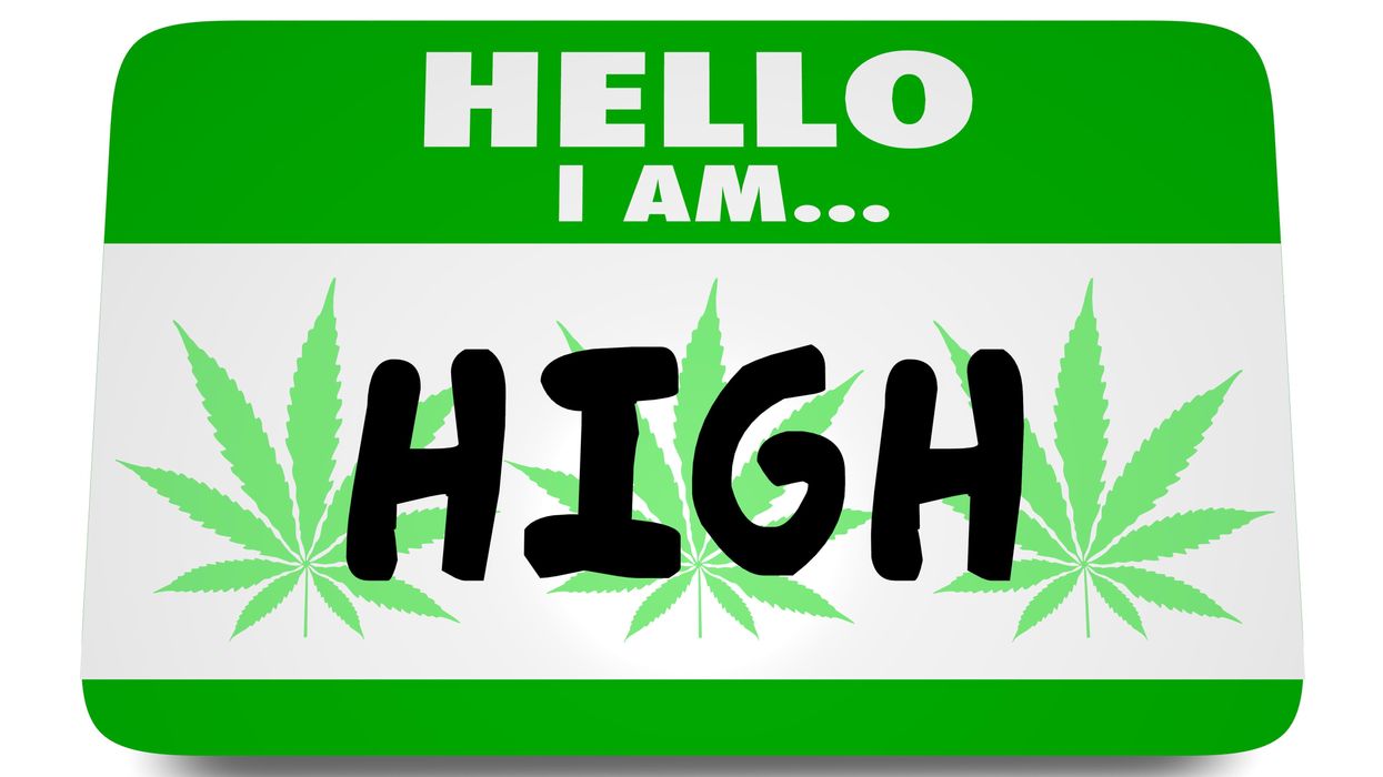 11 Signs You've Greened Out and How to Handle It - The Bluntness