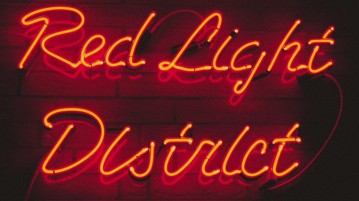 Amsterdam Restricts Cannabis Consumption in Red Light District