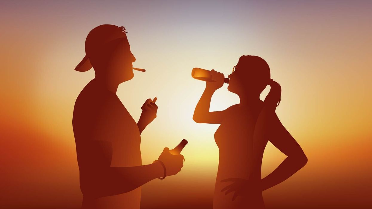 Does Alcohol Keep THC In Your System Longer? - The Bluntness