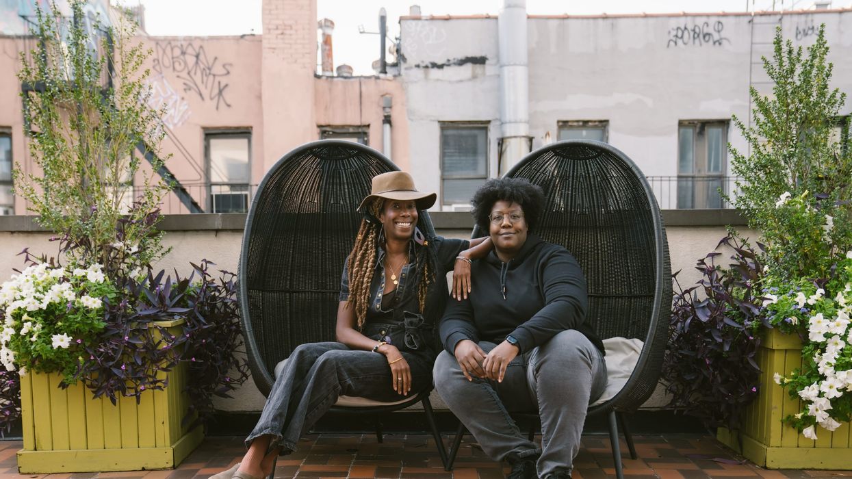 Erven's Solonje Burnett & Angela Bacon