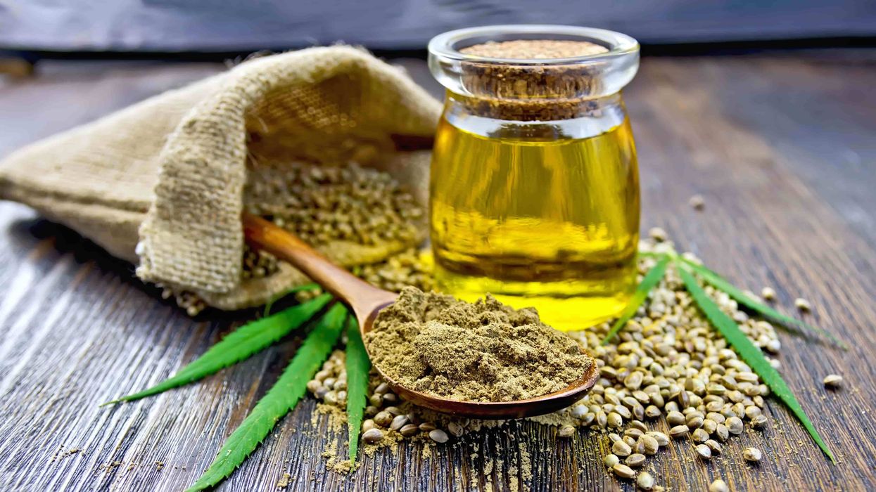 Hemp oil is one of the greatest superfoods you can find. But does it work for pain?