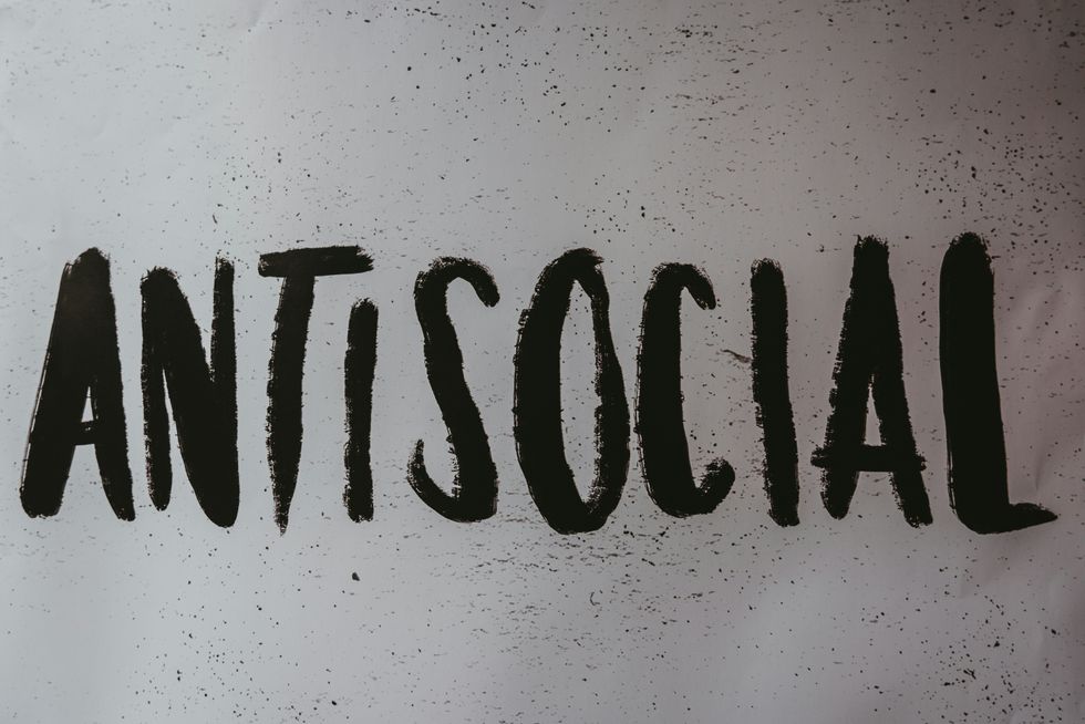 Recognizing the Signs of Antisocial Behaviors - The Bluntness