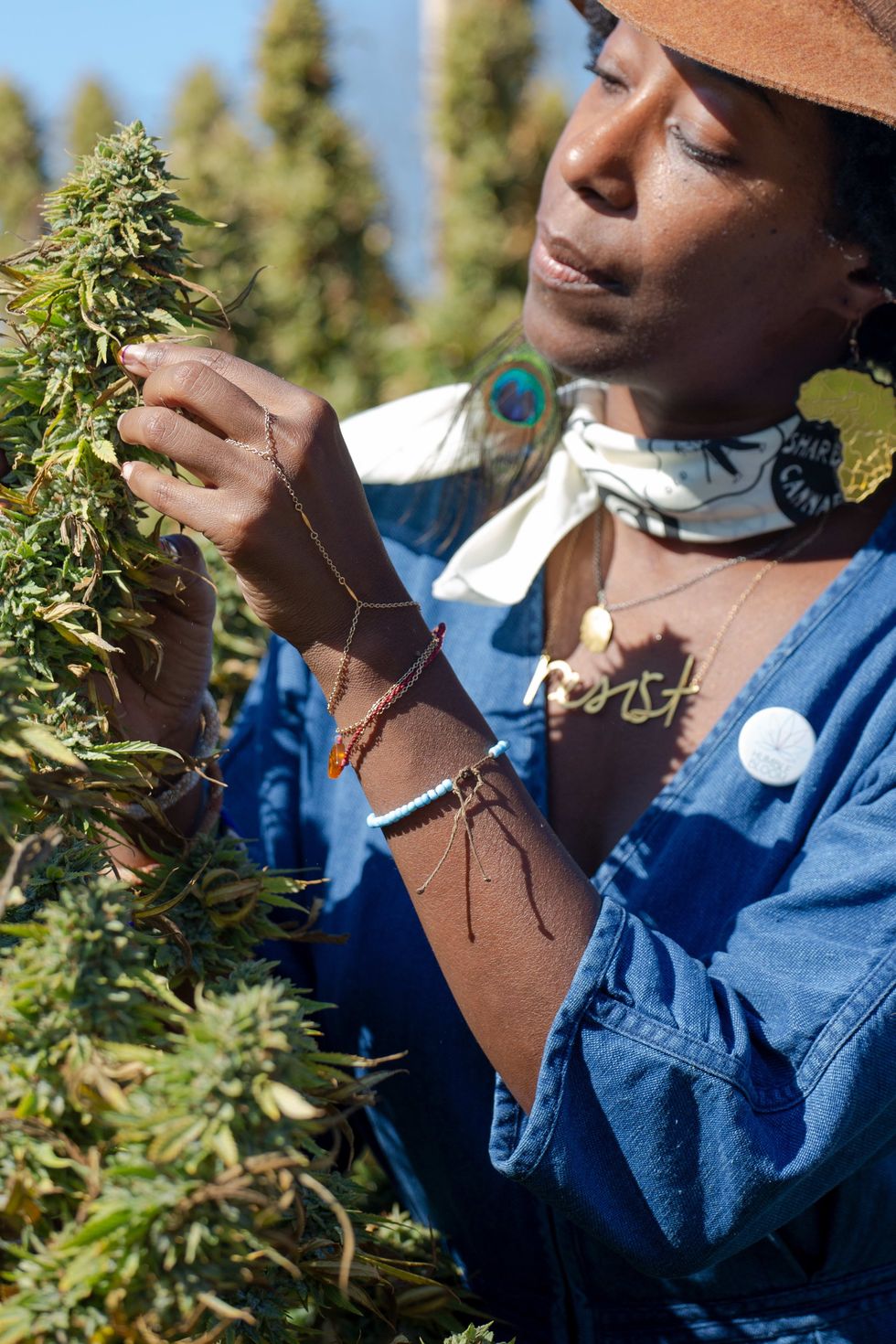 Solonje Burnett is the weed auntie and co-founder and Chief Culture & Community Officer of erven.