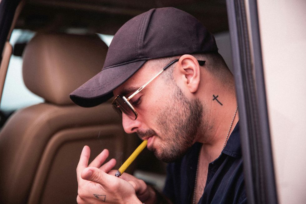 The Best Weed Smoking Games to Try - The Bluntness