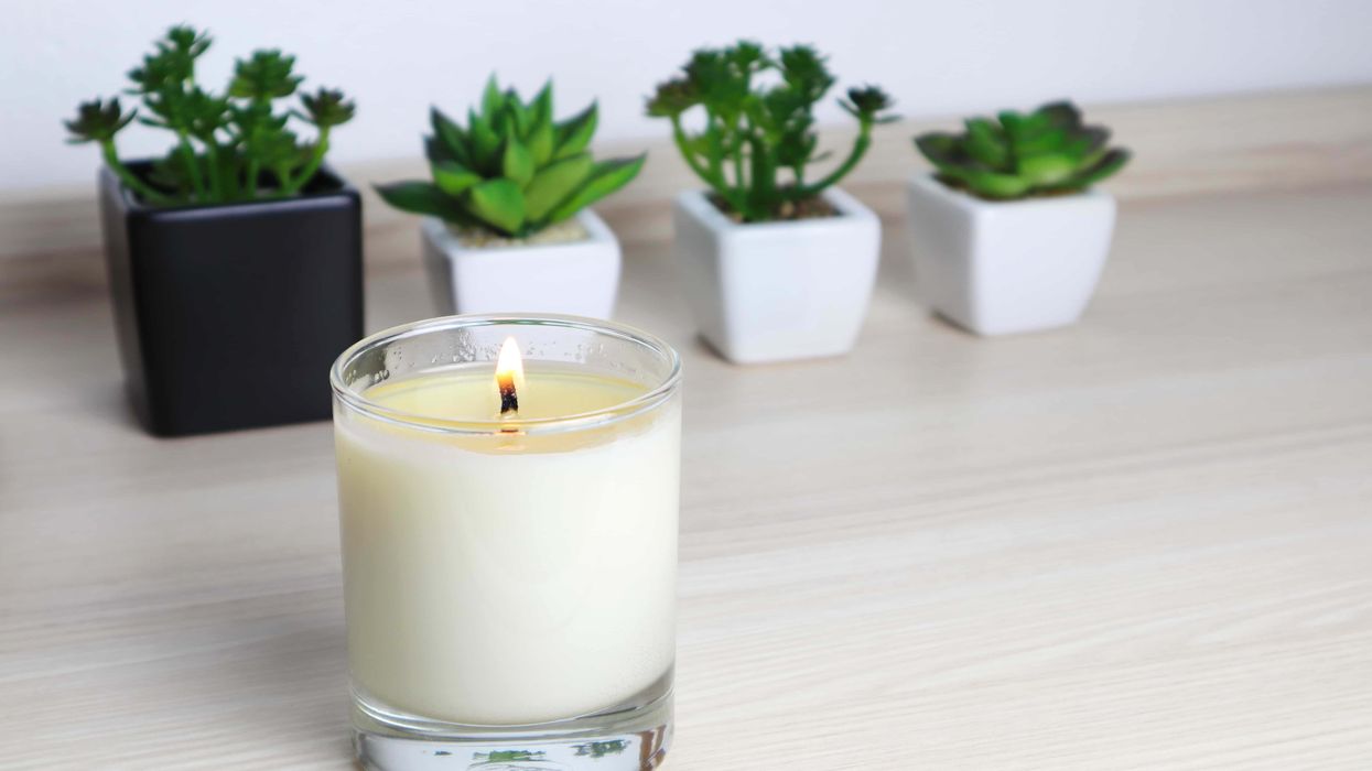 The Truth About THC Candle: Cannabis Candles & How to Make Your Own - The Bluntness