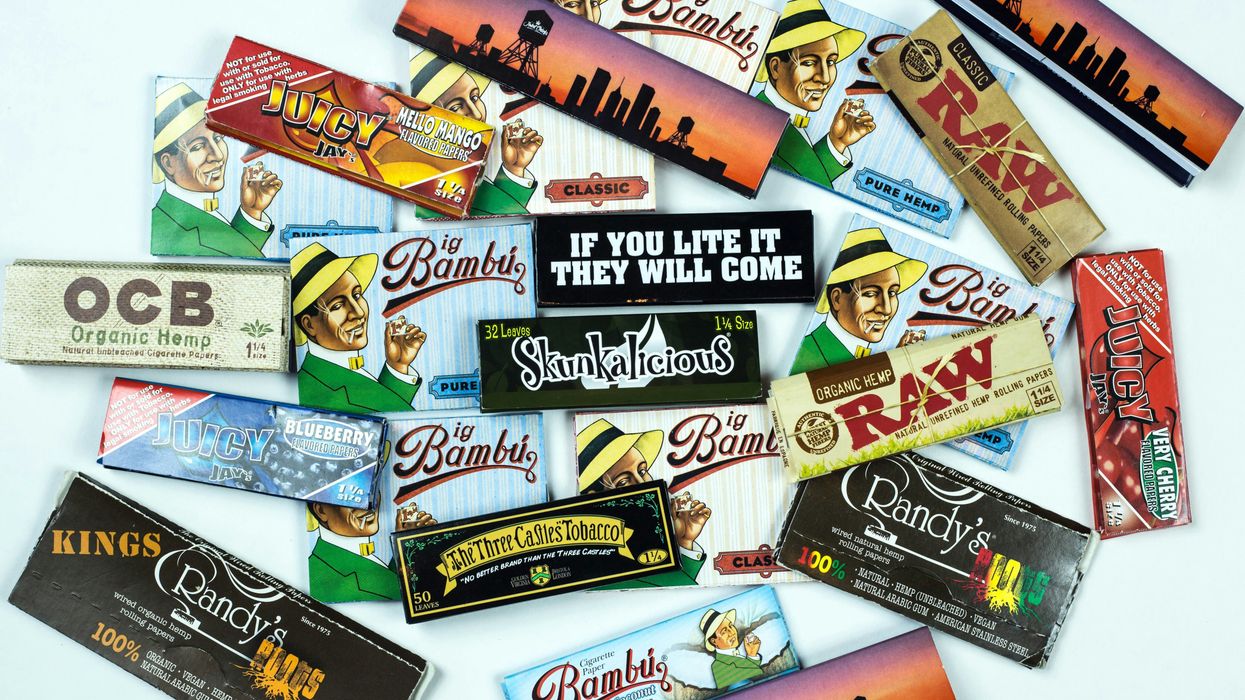 Uncover the Secrets Hidden in Your Rolling Paper - The Bluntness