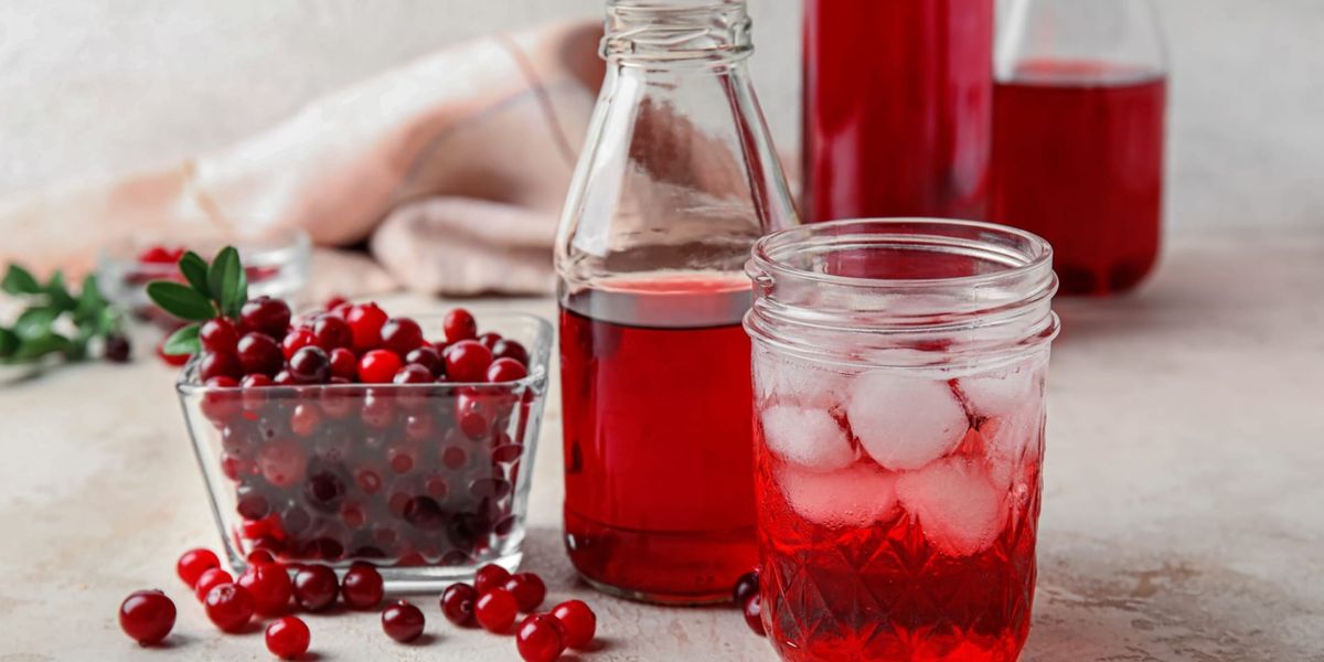 Can You Use Cranberry to Detox Your Body of THC? - The Bluntness